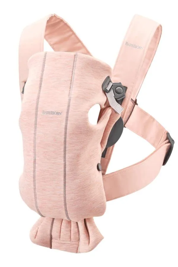 BabyBjörn Baby Carrier Mini – Adjustable, Easy-to-Use Ergonomic Carrier for Newborns and Infants (7-24 lbs)