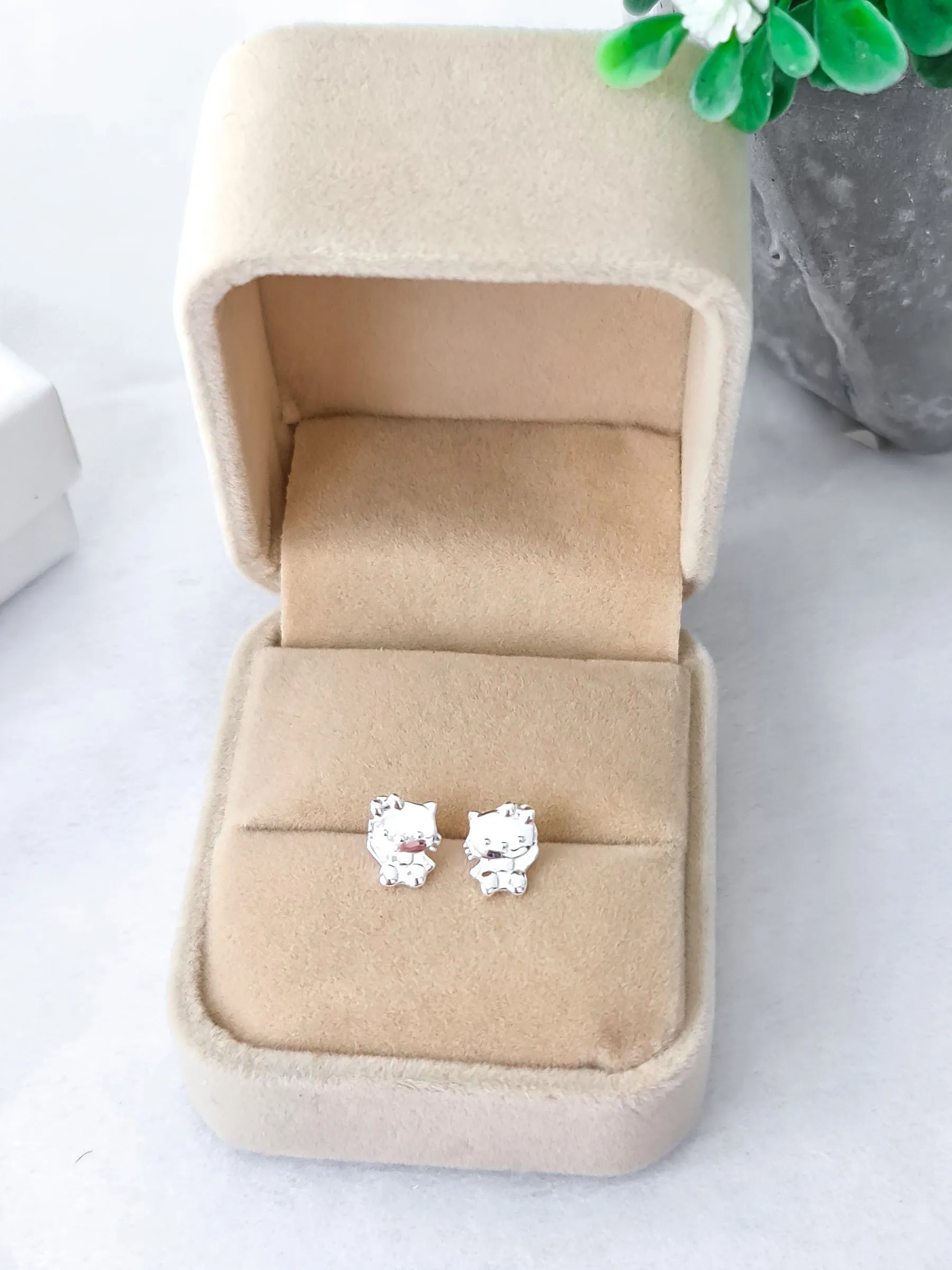Darling Kitty Stud Earrings (S990)