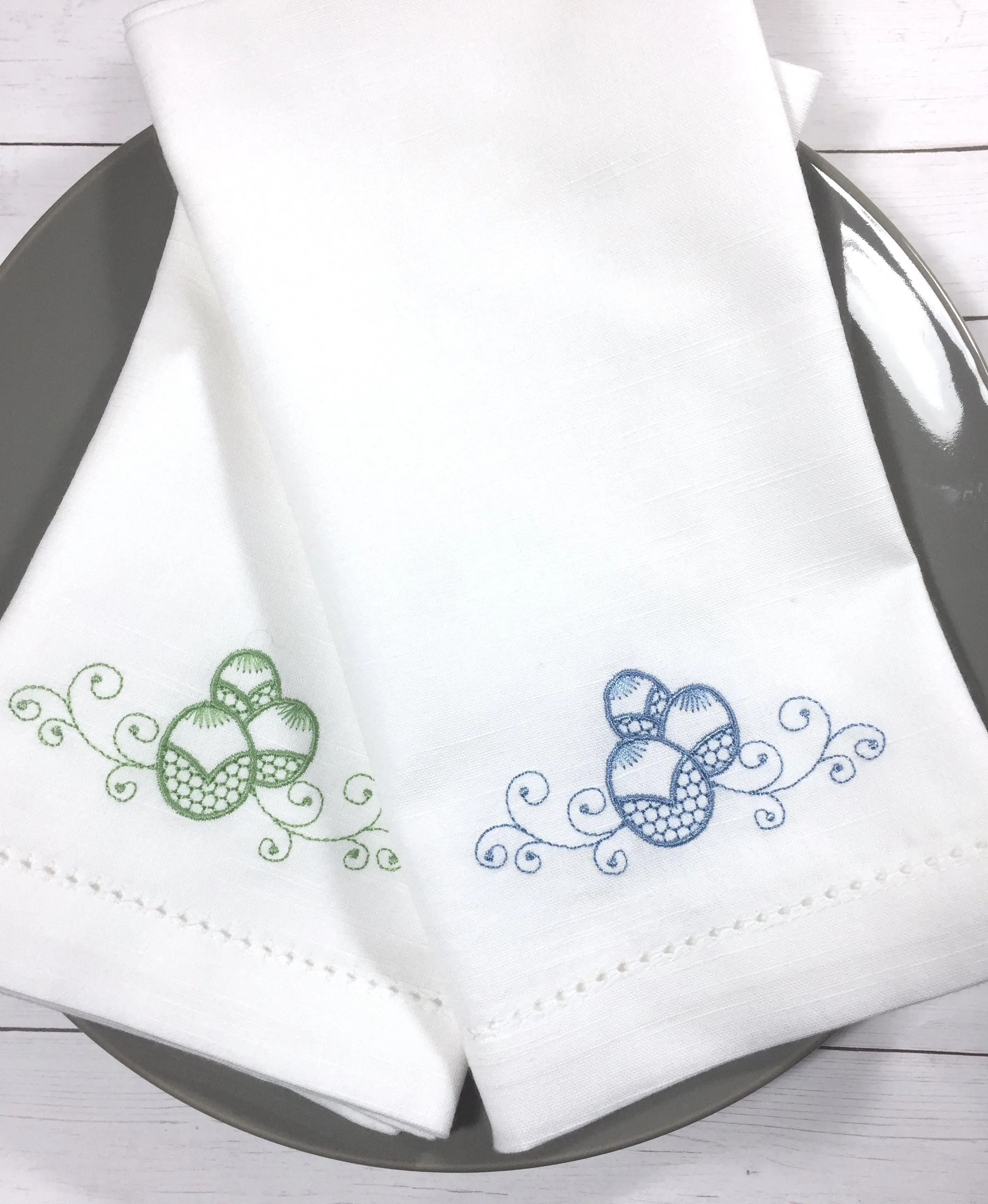 Elegant Easter Egg Embroidered Cloth Napkins - Set of 4 napkins