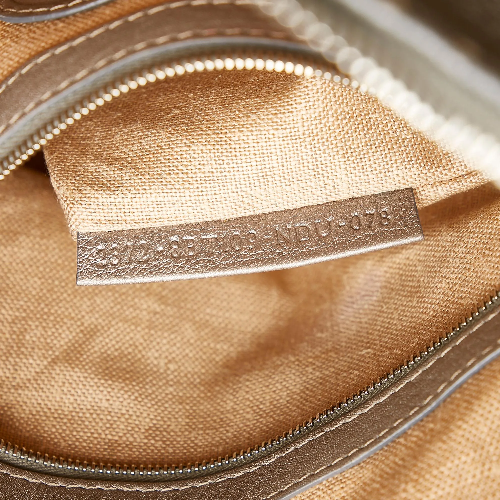 Fendi Selleria Leather Crossbody Bag (SHG-28116)
