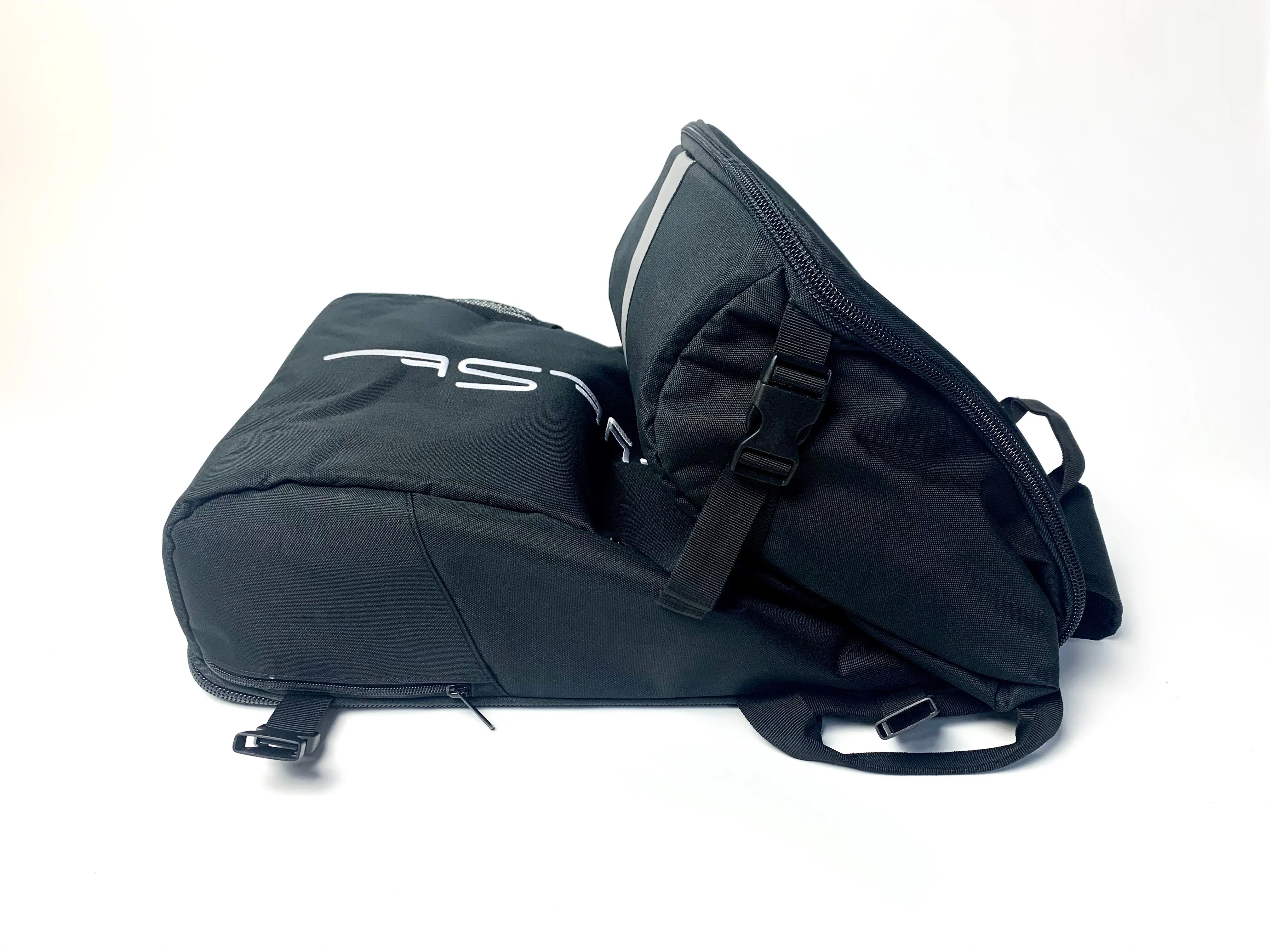 Hoyt St Travel Bags
