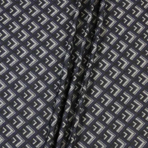 LIGHTWEIGHT DIAMOND KNIT