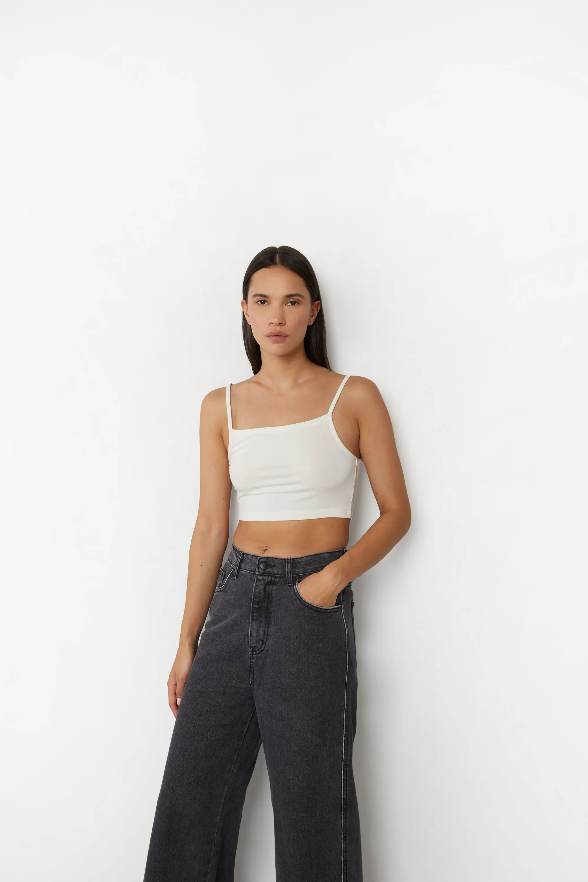 LIGHTWEIGHT TANK