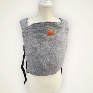 Linen Happy Baby Carrier in Getty - Baby Carrier for Rent