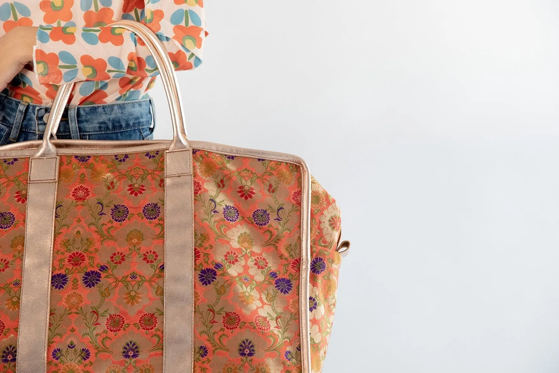 Manisa Weekender Bag Chinese Silk