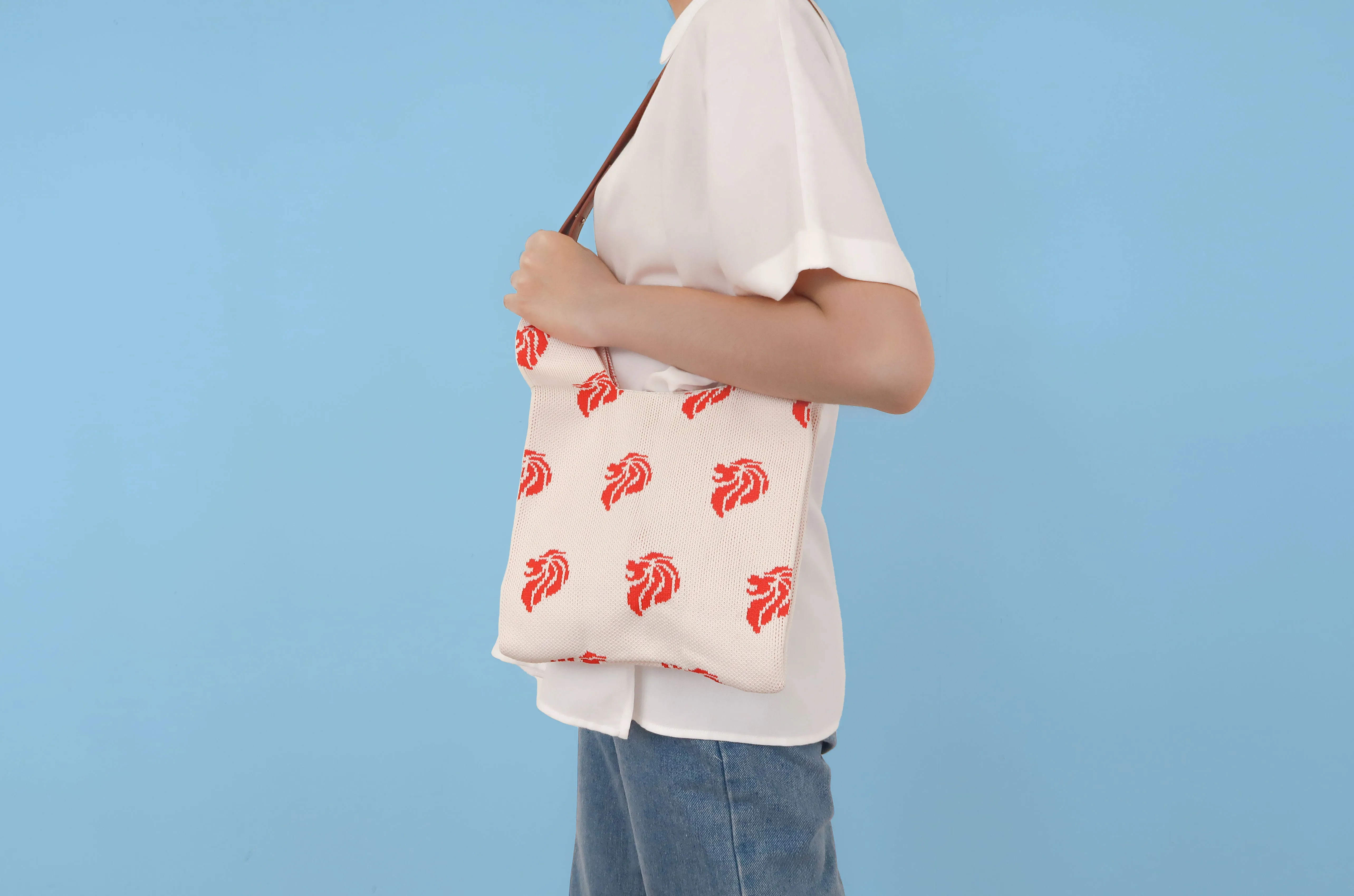 Merlion Knitted Lunch Bag