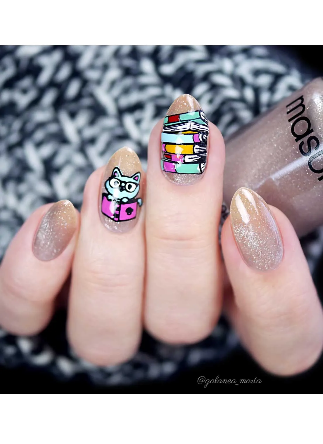 One More Chapter - Uber Chic Mini Stamping Plate